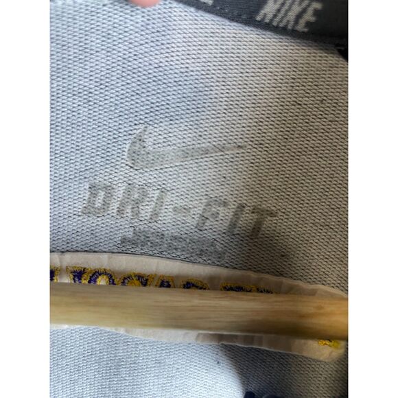 Nike Dri-FIT East Carolina Pirates 1/4 Zip Pullover – Gray – Size XL - Picture 3 of 3